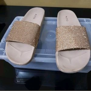 ALDO WOMENS MONTAGNE - GOLD SIZE 9